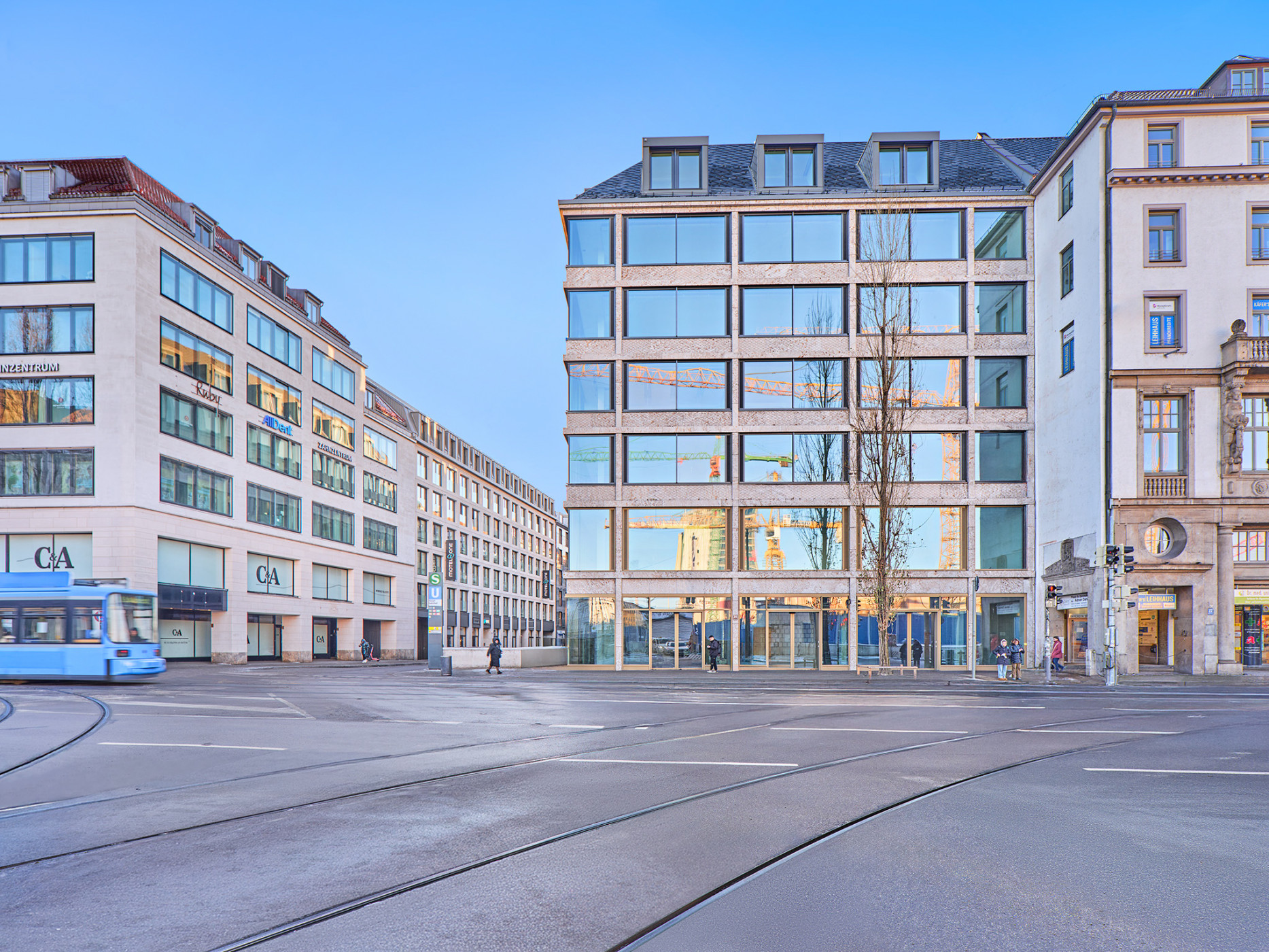 B.munich