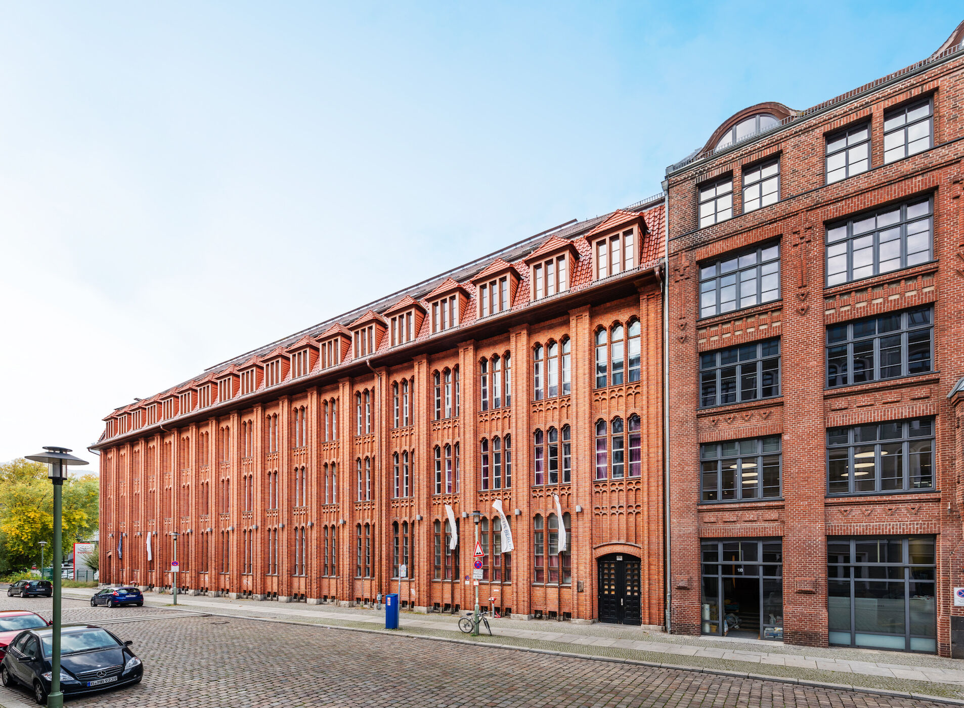 Warschauer Platz 6, Berlin