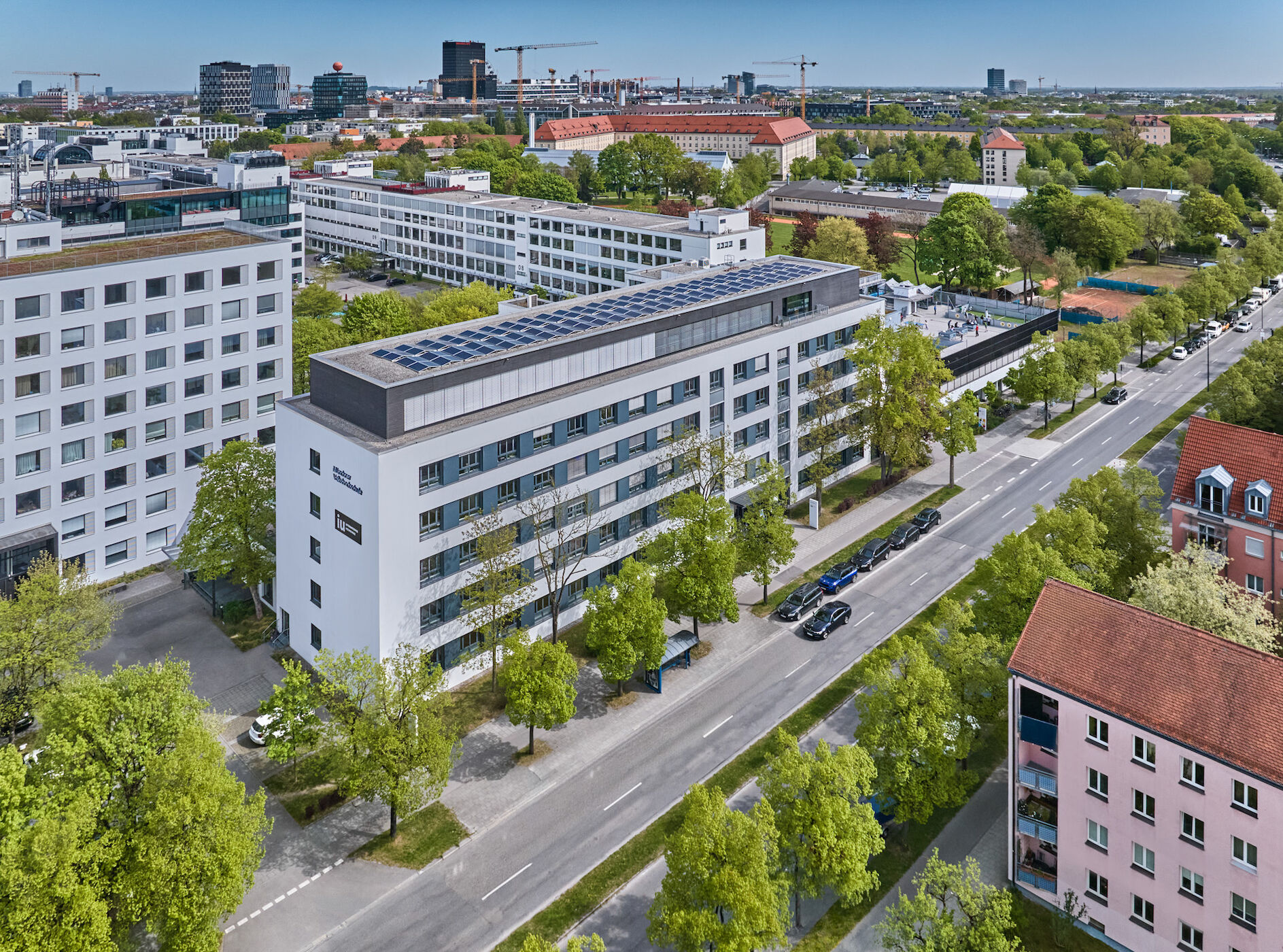 Claudius-Keller-Straße 7, München